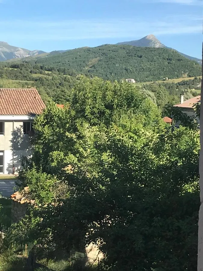 Appartement lac et montagne Saint-André-les-Alpes France
